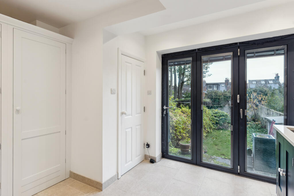 Additional image 10 of Oswald Road, St Albans, AL1 3AQ