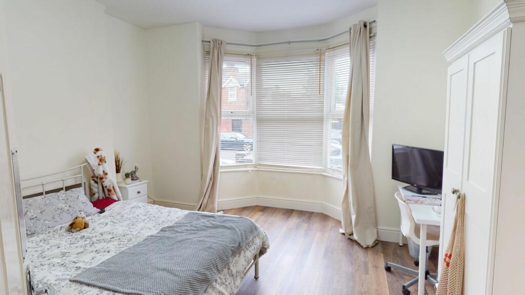 Additional image 6 of 33a, Gillott Road B16 0EU