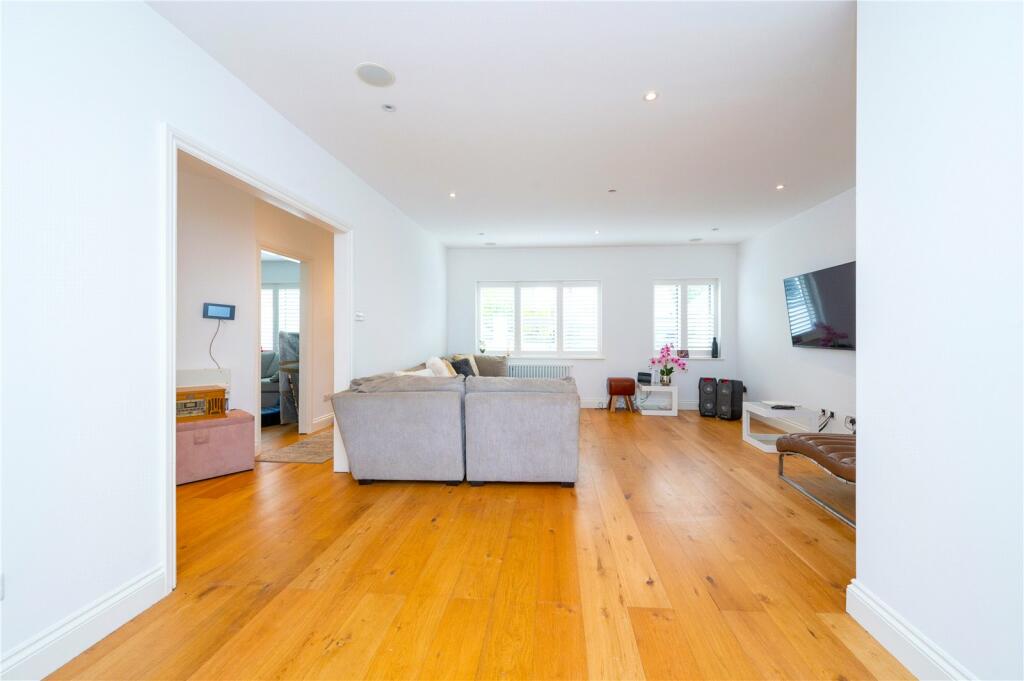 Additional image 13 of The Crescent, Bricket Wood, St. Albans, Hertfordshire