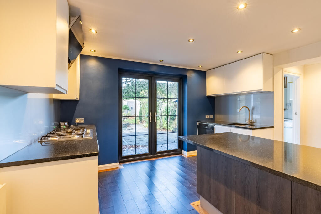 Additional image 3 of Ridgewood Drive, Harpenden, Hertfordshire, AL5