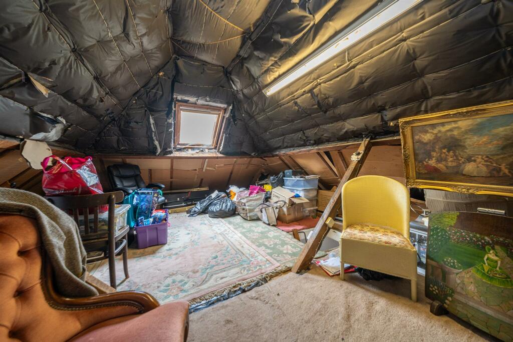 Additional image 38 of Mile House Lane, St Albans