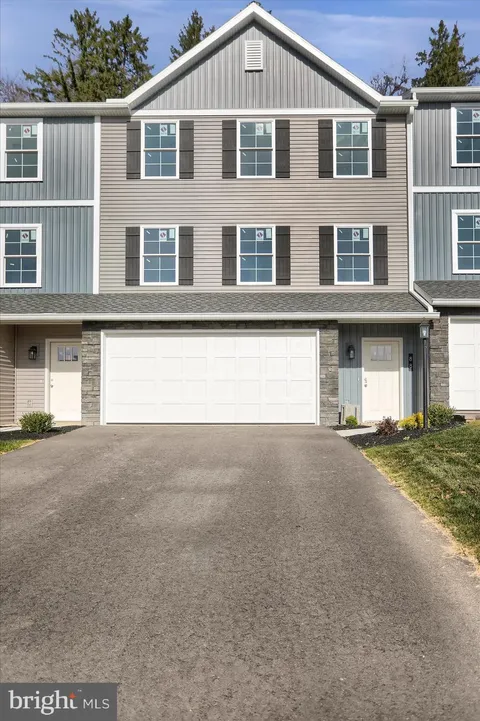 Primary image of 88 Limerick Lane, Selinsgrove, PA 17870
