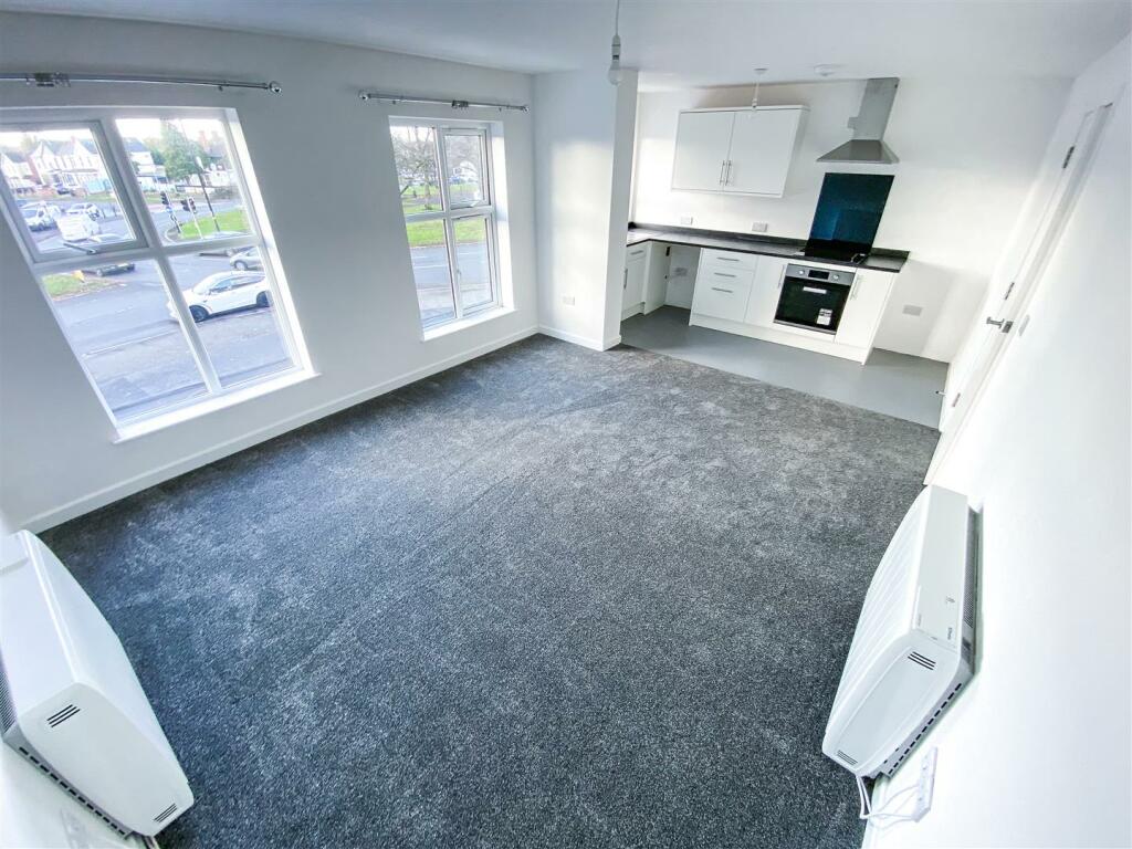 Additional image 4 of Stratford Road, Hall Green, Birmingham