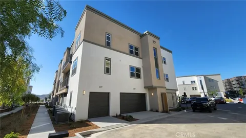 26955 Prospector Road Unit 201, Stevenson Ranch, CA 91381