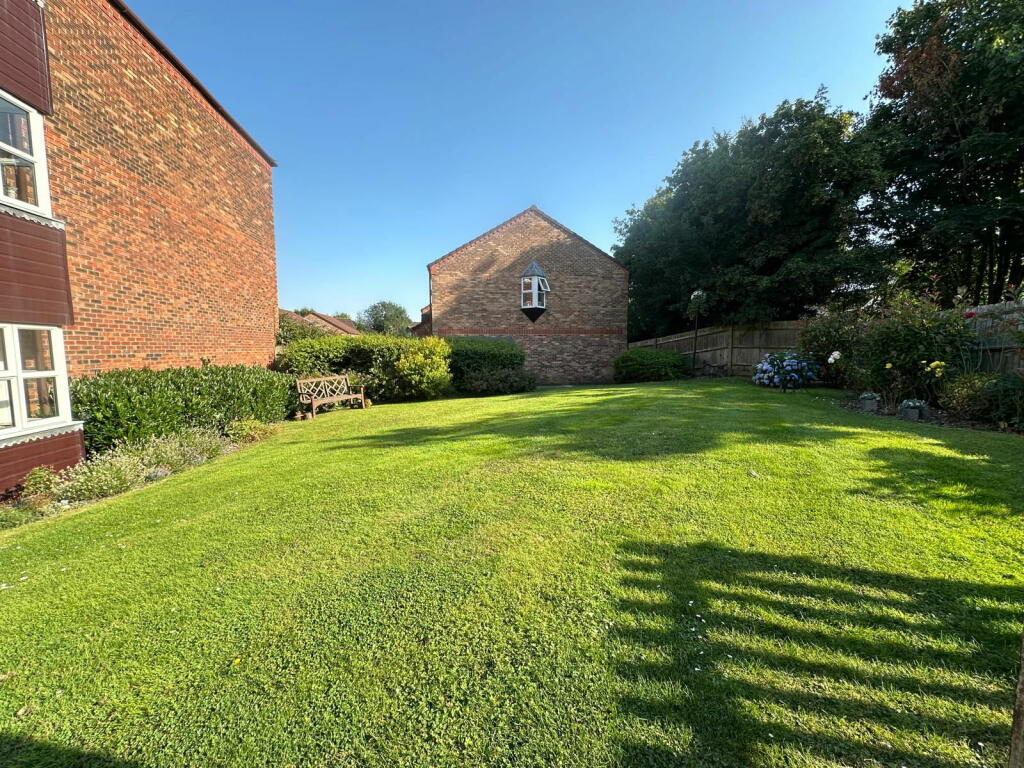 Additional image 12 of Harvest Court Harvesters, St. Albans, AL4 9QY