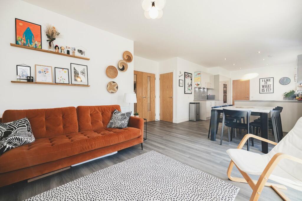 Additional image 8 of West Craigbank Gardens, Cults, Aberdeen, AB15