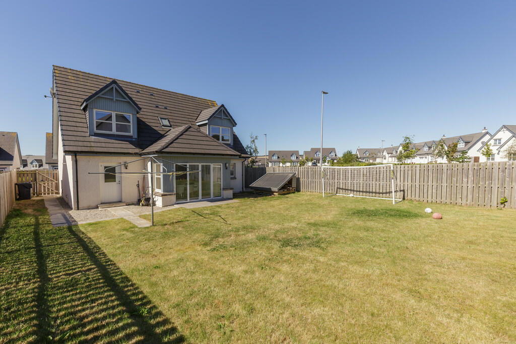 Additional image 23 of Raedykes Crescent, Aberdeen