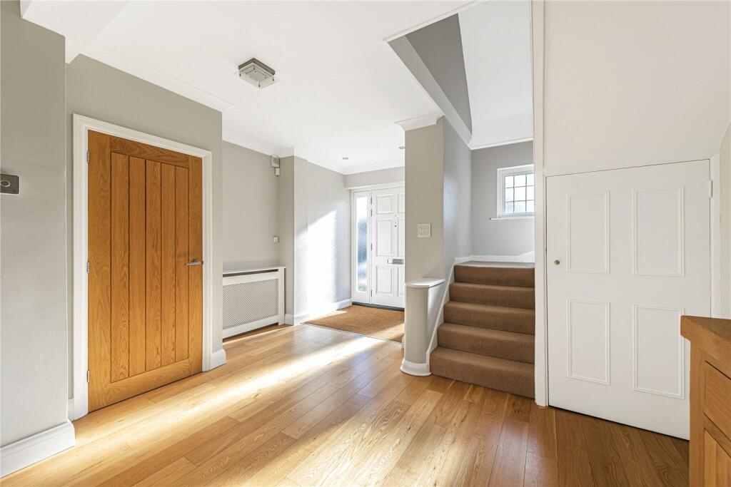 Additional image 18 of Calder Avenue, Brookmans Park, Hertfordshire, AL9