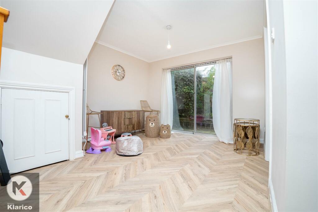 Additional image 4 of Dovercourt Road, Sheldon