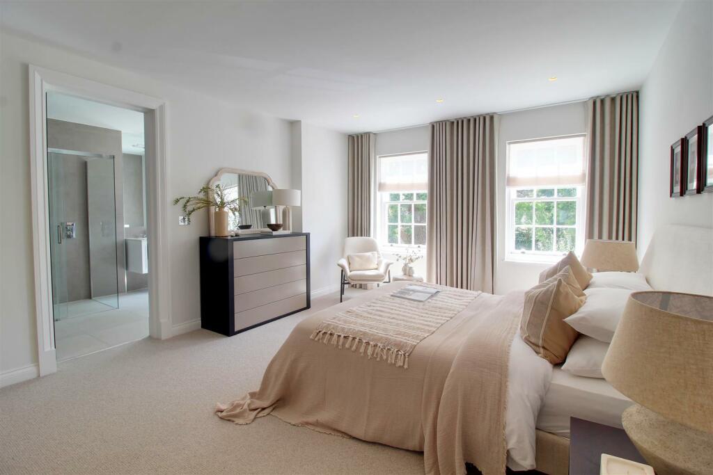 Additional image 10 of Brookmans Avenue, Brookmans Park