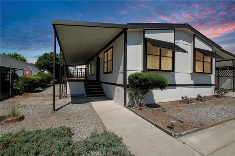 2598 Ayala Dr Unit 86, Rialto, CA 92377