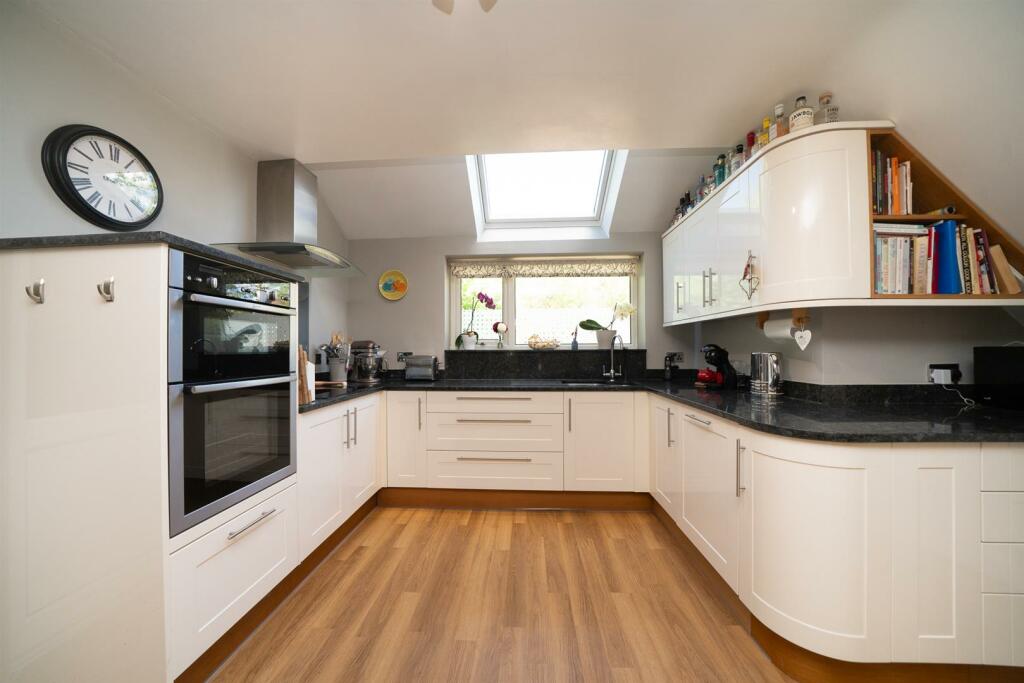 Additional image 3 of Foxcroft, St. Albans