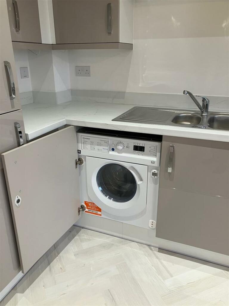 Additional image 5 of Cobnut Close, Hatfield, Herts AL10 9AD