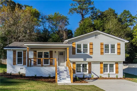 1500 Nottingham Drive, Phenix City, AL 36867