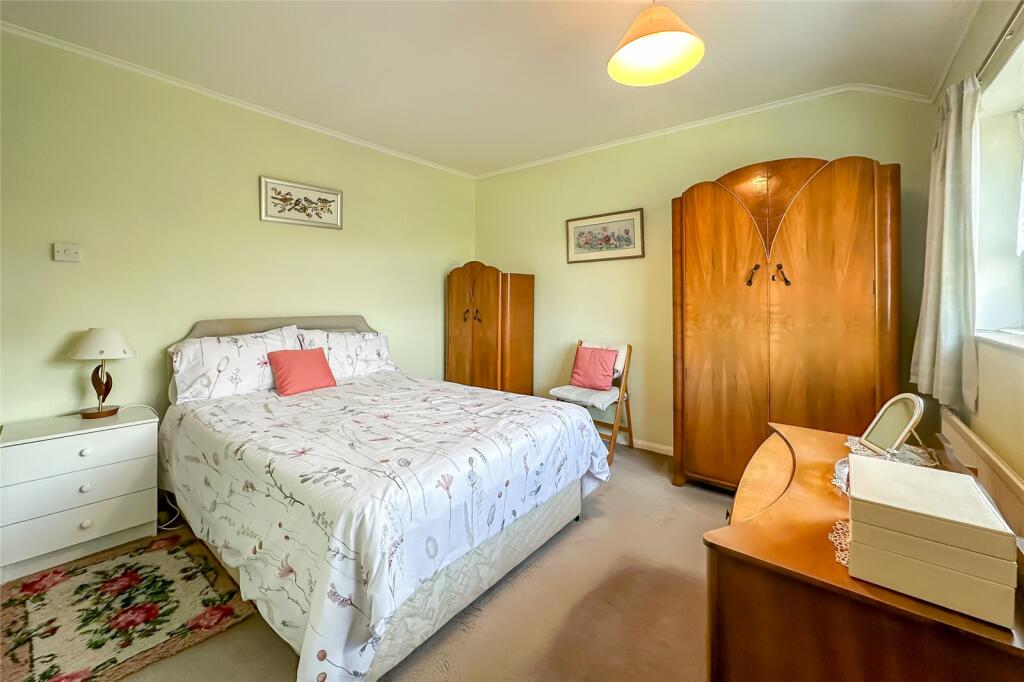 Additional image 5 of High Oaks, St. Albans, Hertfordshire, AL3