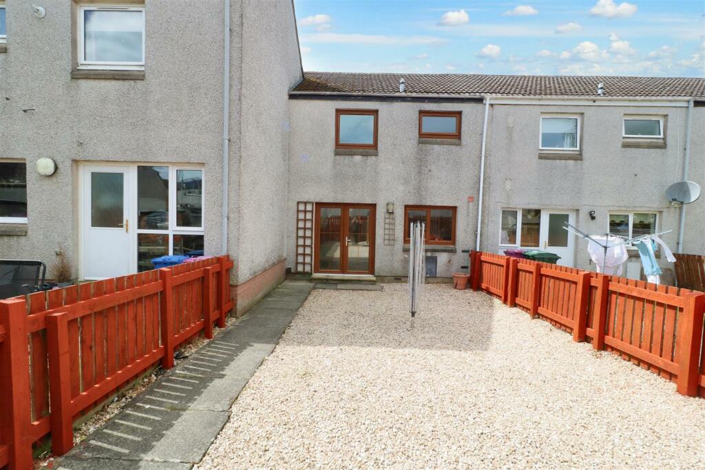 Additional image 13 of 31 Den Crescent, Keith