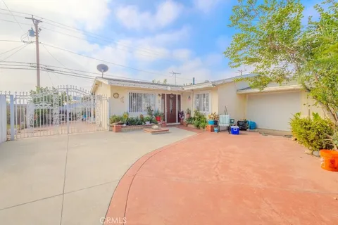 407 E Ramona Drive, Rialto, CA 92376