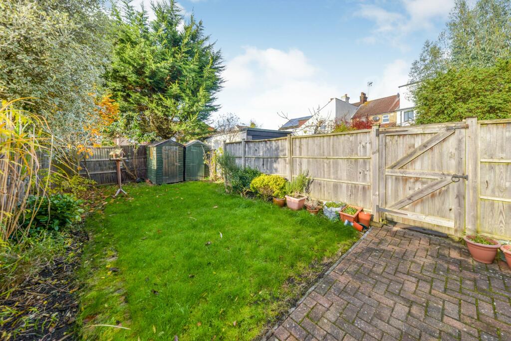 Additional image 9 of Wellington Road