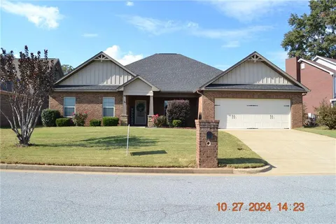 1604 Hydrangea Drive, Phenix City, AL 36867