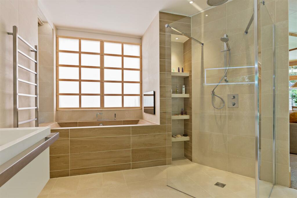 Additional image 29 of Pondwicks Close, St.Albans