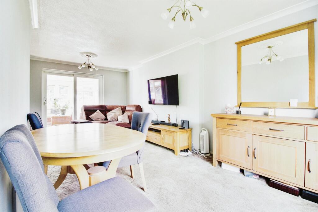 Additional image 4 of Boundary Lane, Welwyn Garden City