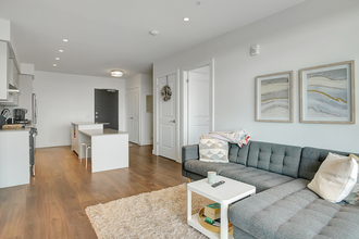 Additional image 5 of 50 Grand Ave S