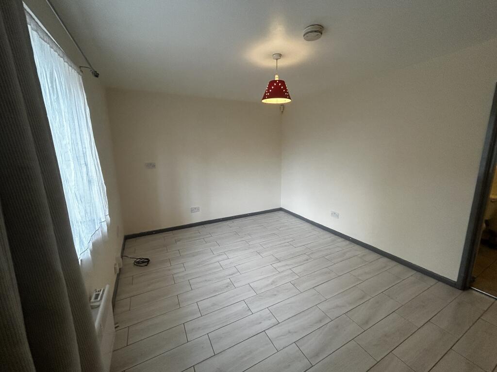 Additional image 4 of Worlds End Lane, Quinton