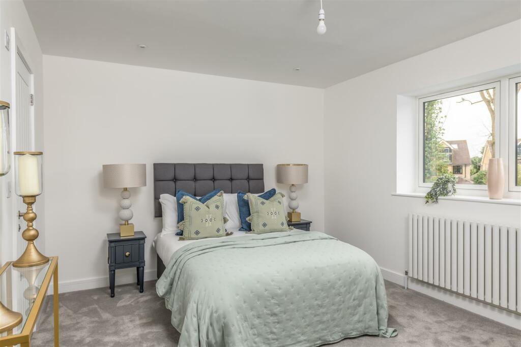 Additional image 24 of Sandridgebury Lane, St. Albans