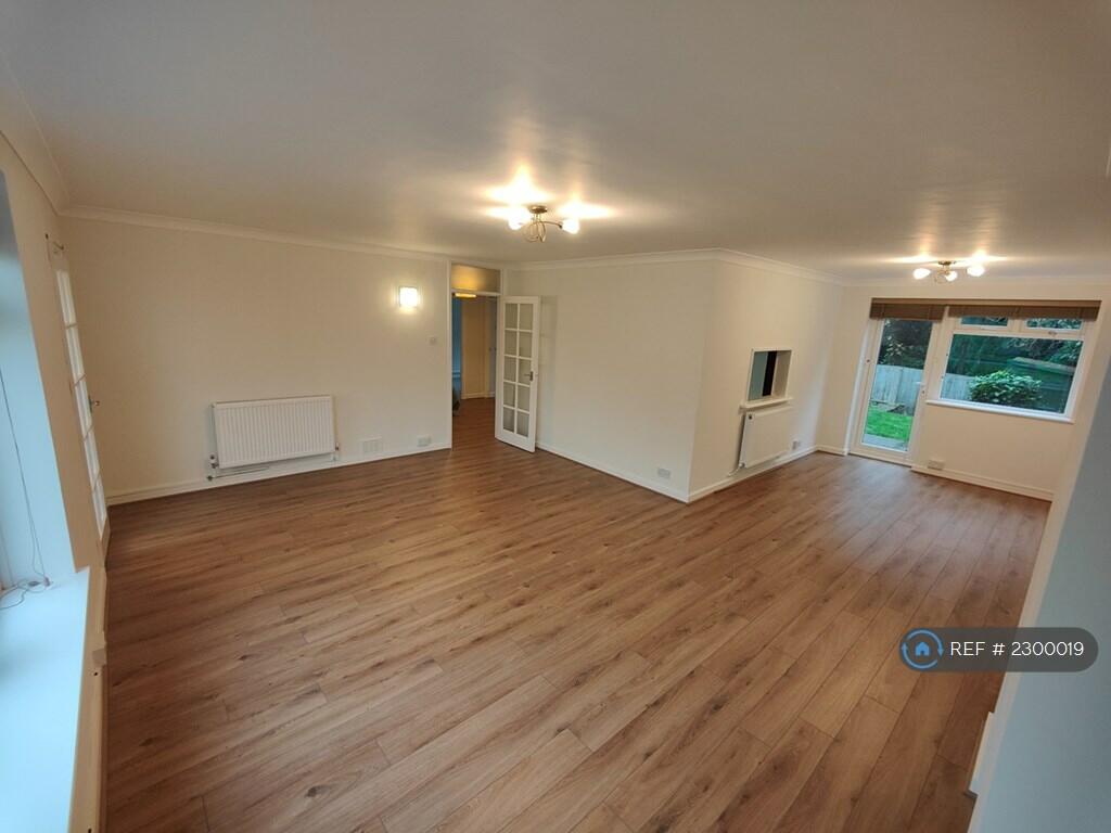Additional image 12 of Charmouth Court, St. Albans, AL1