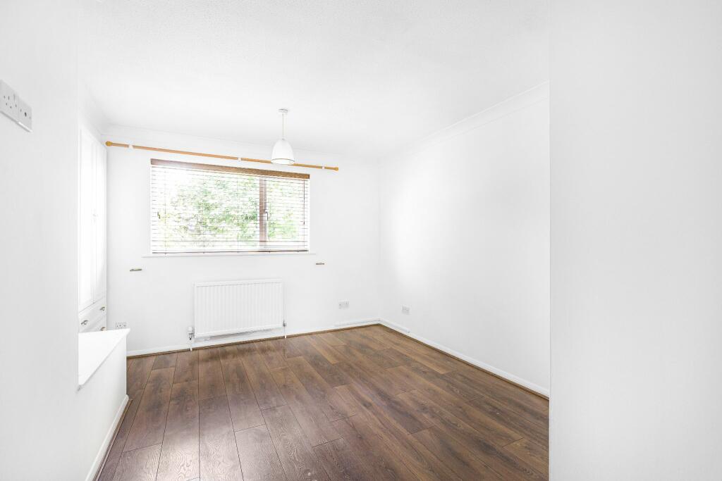 Additional image 8 of Vincenzo Close, Welham Green, AL9