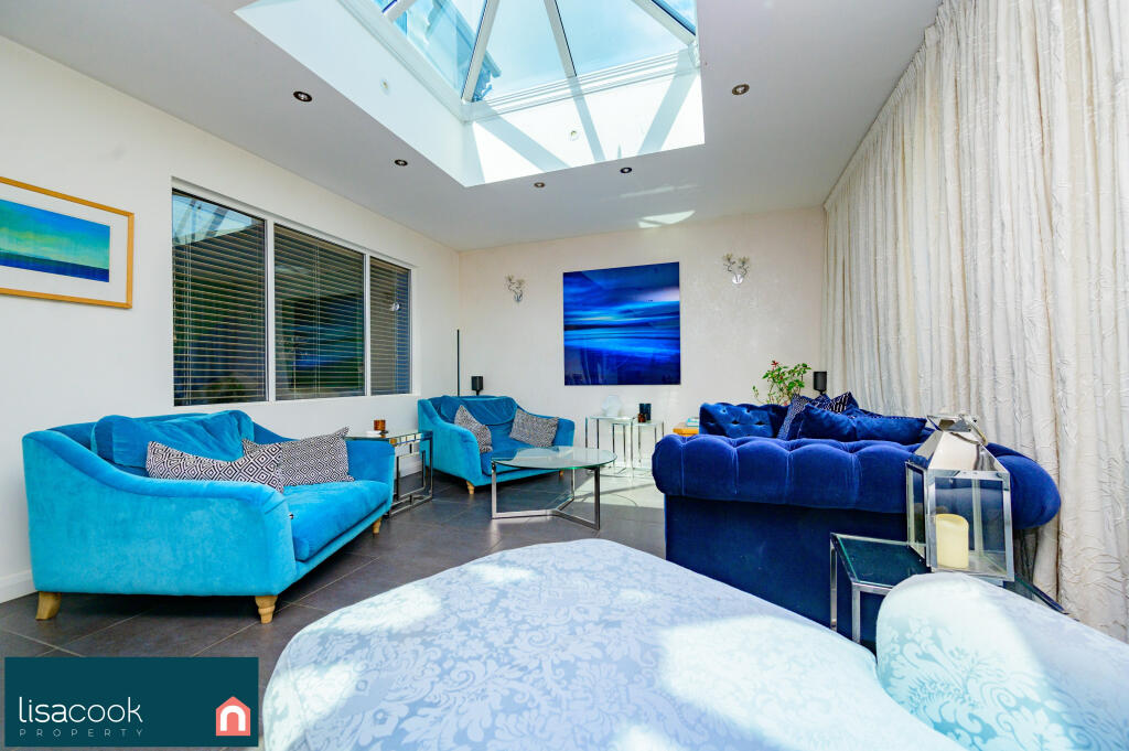 Additional image 36 of Park Street Lane, St Albans, AL2