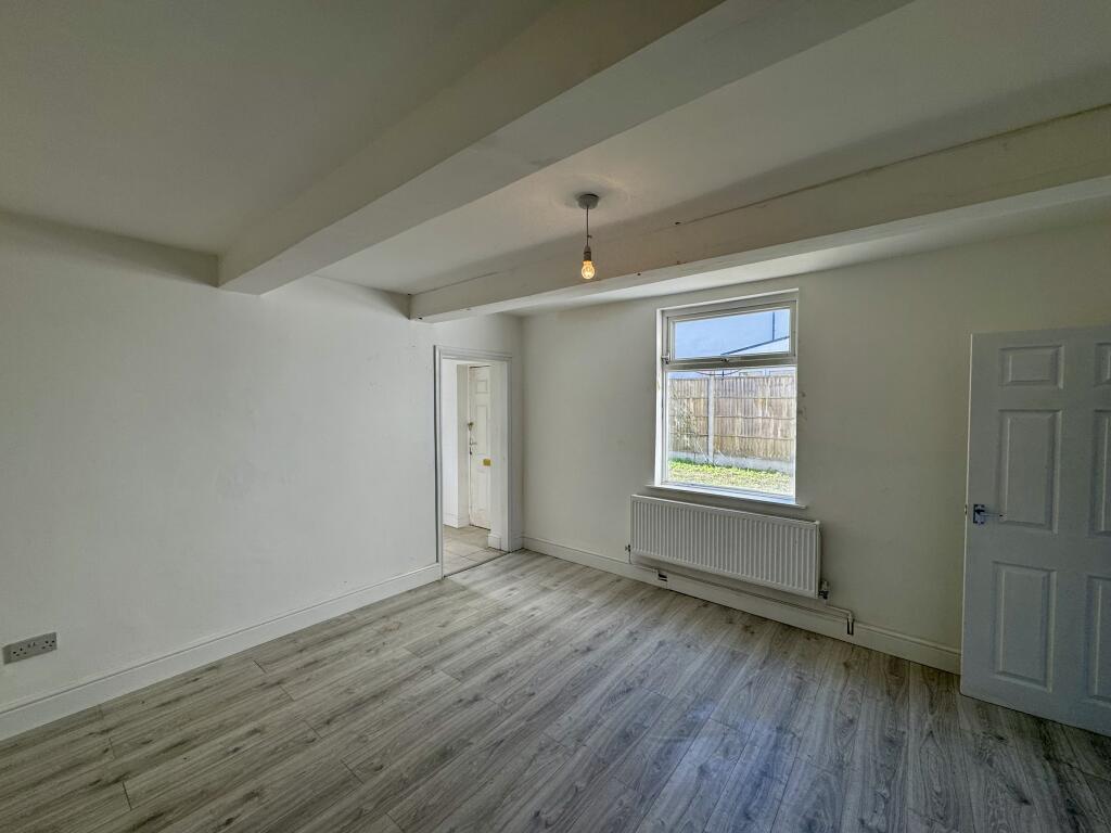 Additional image 3 of Vicarage Road, Kings Heath, Birmingham, B14