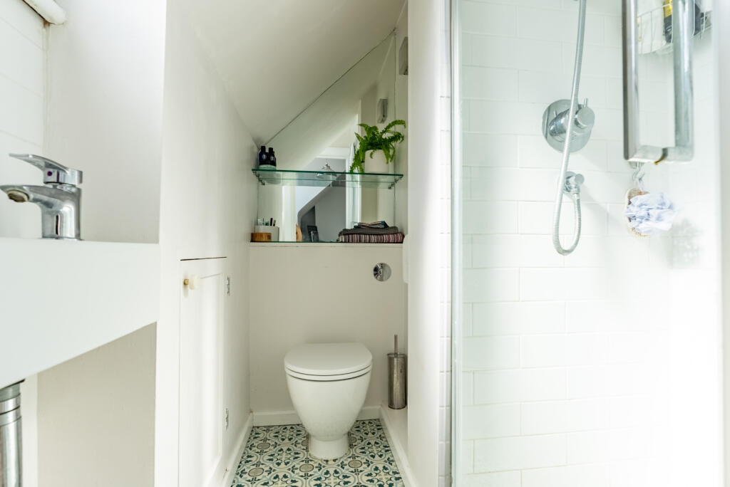 Additional image 20 of Upton Avenue, St. Albans, Hertfordshire, AL3