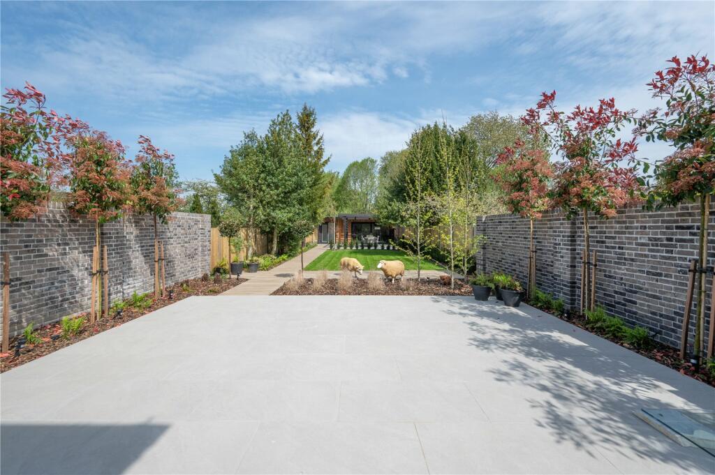 Additional image 28 of Brampton Road, St. Albans, Hertfordshire