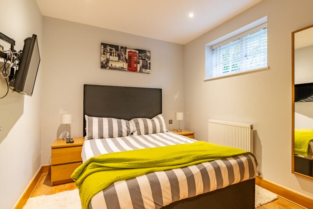 Additional image 5 of St. Peters Street, St. Albans, Hertfordshire, AL1