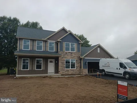 594 Augusta Drive, Selinsgrove, PA 17870