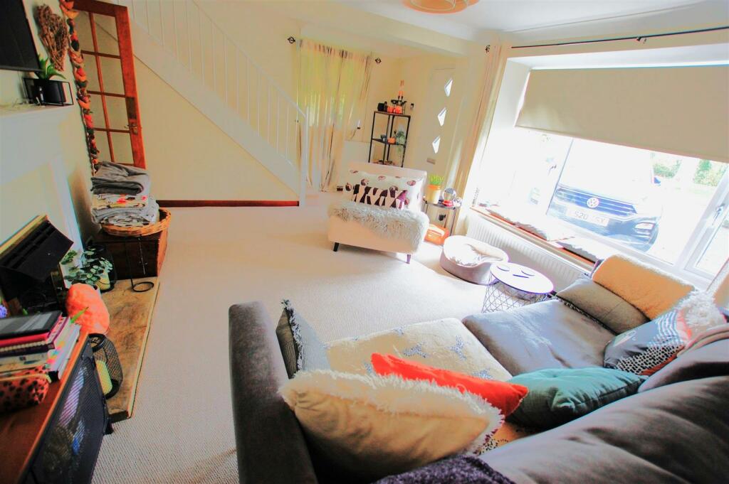 Additional image 7 of Roe Green Lane, Hatfield