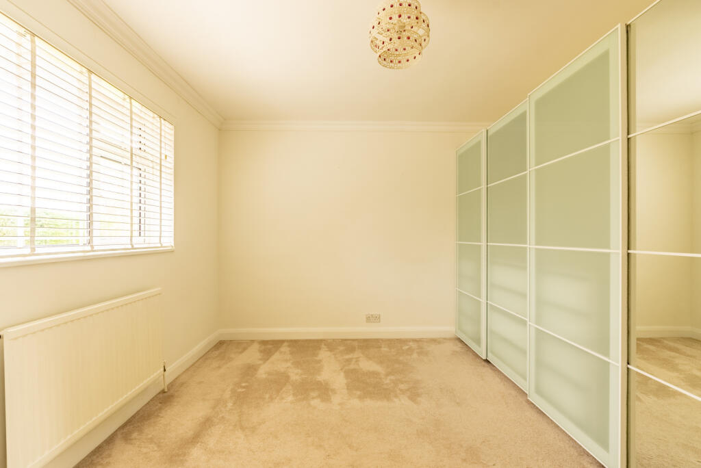 Additional image 6 of Ridgewood Drive, Harpenden, Hertfordshire, AL5