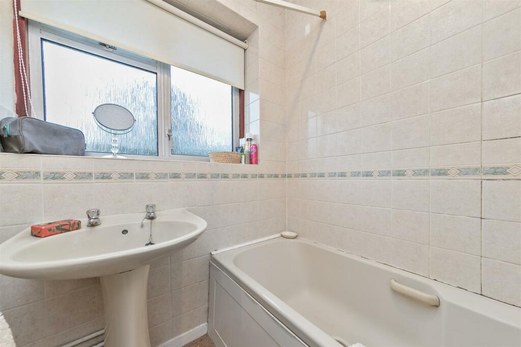 Additional image 14 of Wick Avenue, Wheathampstead