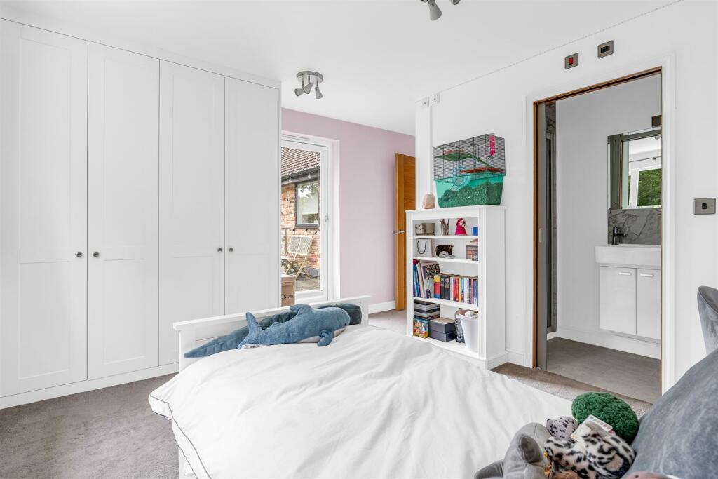 Additional image 18 of Bishops Road, Tewin, Welwyn