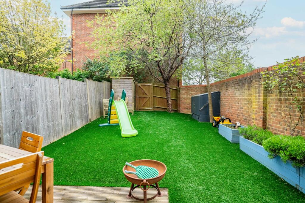 Additional image 15 of Centaurus Square, Curo Park, Frogmore, St. Albans, AL2