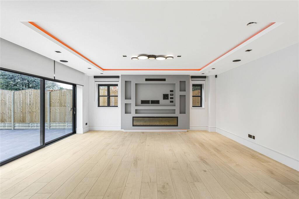 Additional image 7 of Brookmans Avenue, Brookmans Park, Hertfordshire, AL9