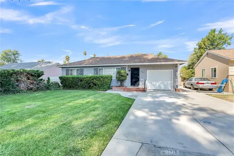 7859 Sycamore Avenue, Riverside, CA 92504