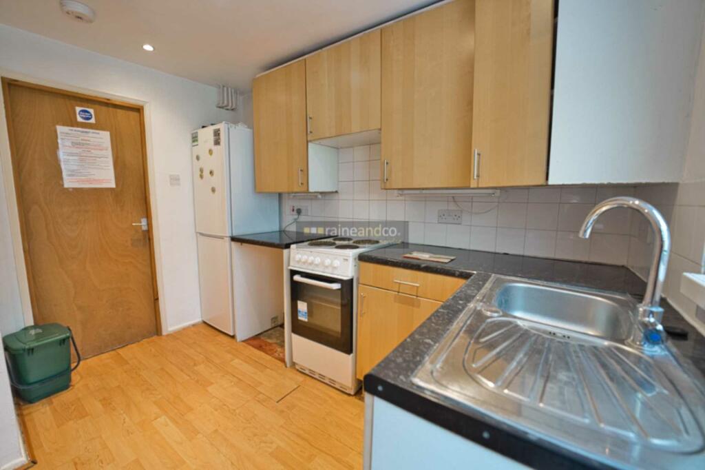 Additional image 4 of Willow Way, Hatfield