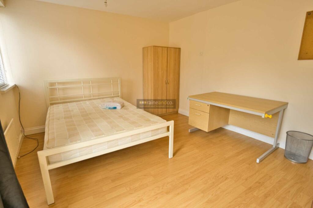 Additional image 6 of Aldykes, Hatfield