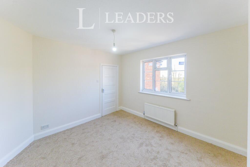 Additional image 6 of High Street