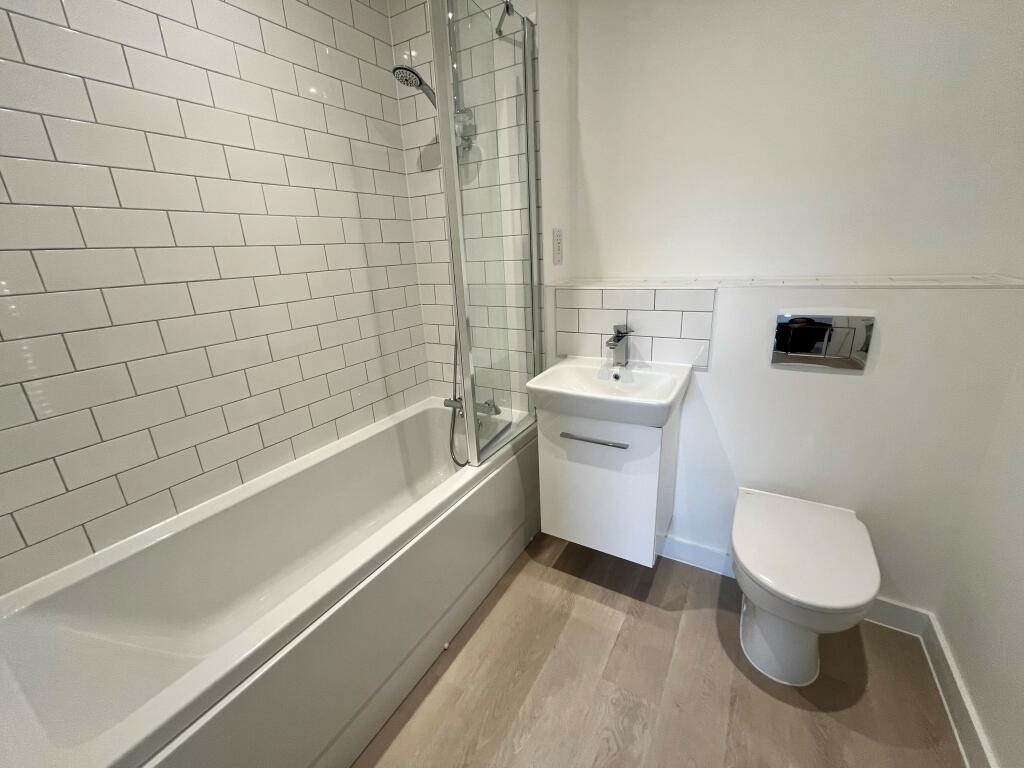 Additional image 5 of 1 Griffiths Close