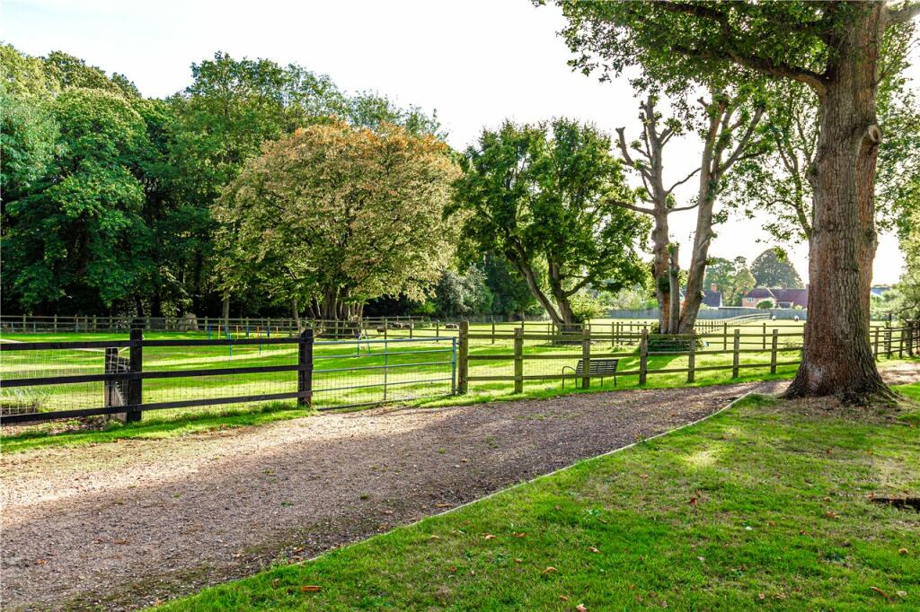 Additional image 13 of Pottersheath Road, Welwyn, Hertfordshire