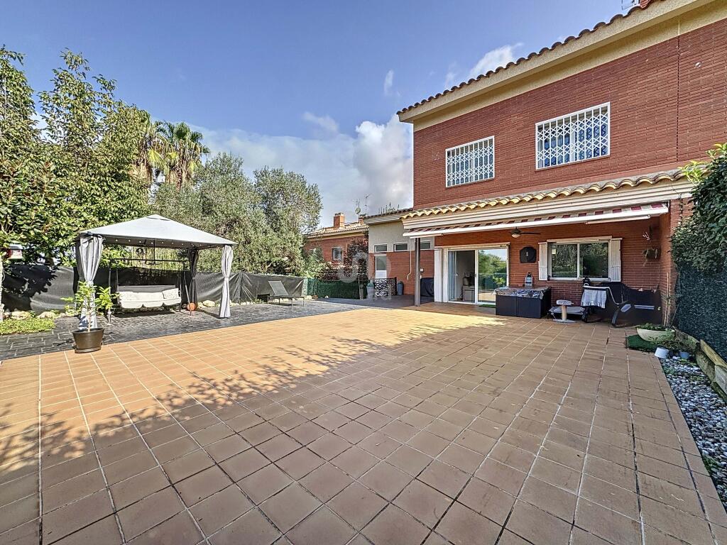 Additional image 2 of Catalonia, Barcelona, Vilanova Del Valles, Spain