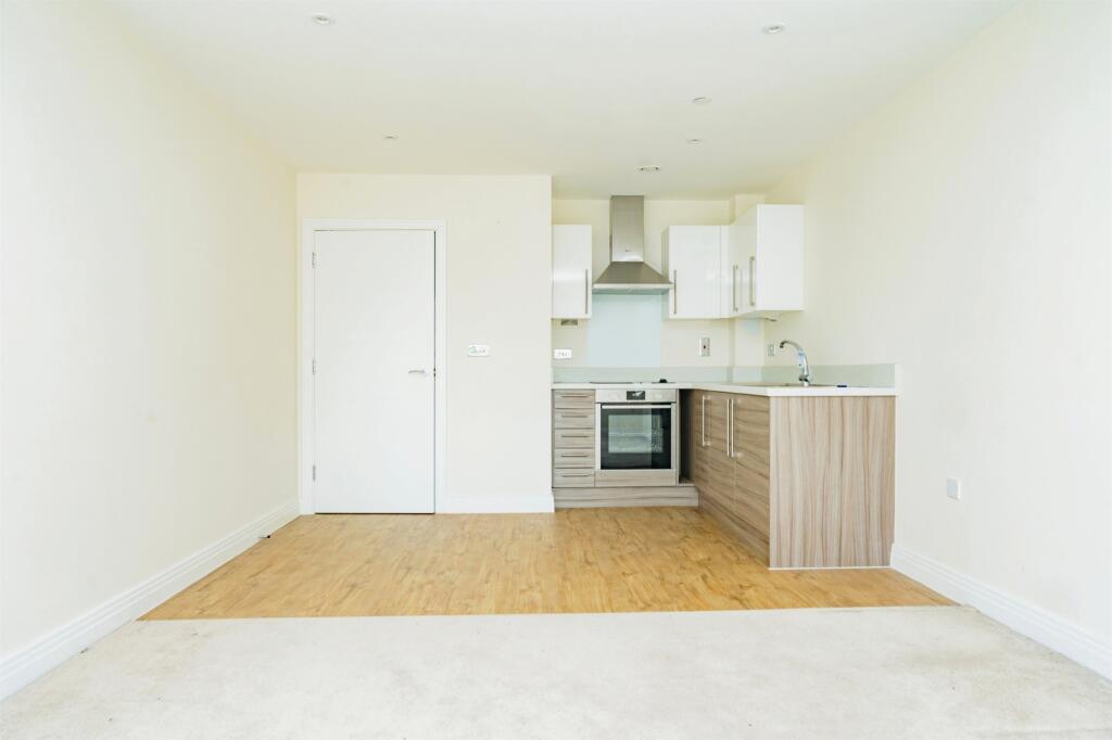 Additional image 17 of Bessemer Road, Welwyn Garden City